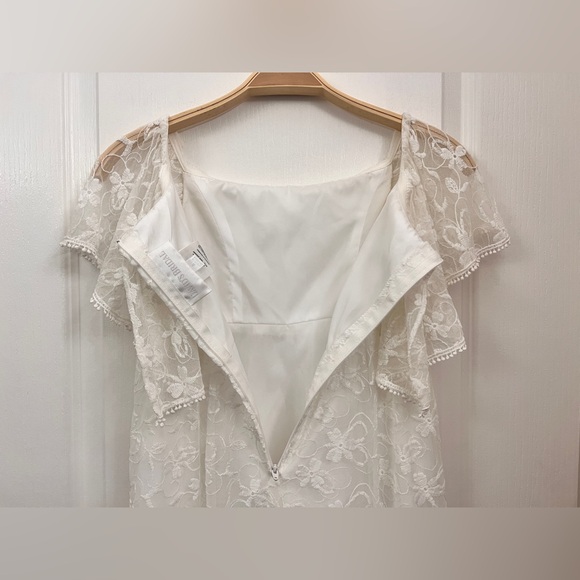 David’s Bridal White Lace Off-Shoulder Dress for Girls Size 8 - Picture 11 of 12